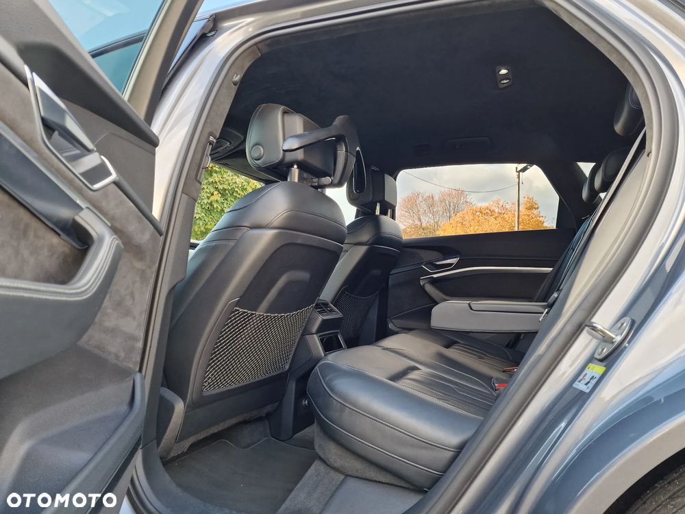 Audi e-tron 55 Quattro S line - 14