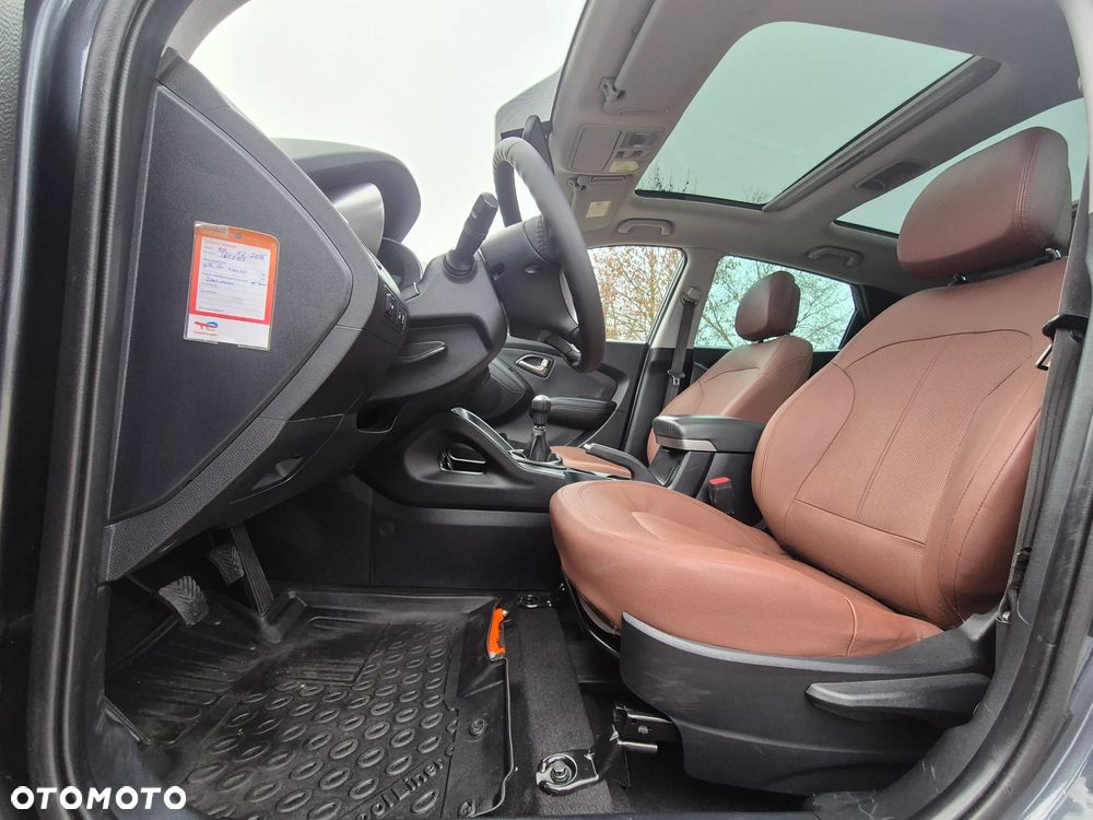 Hyundai ix35 2.0 2WD Style - 23