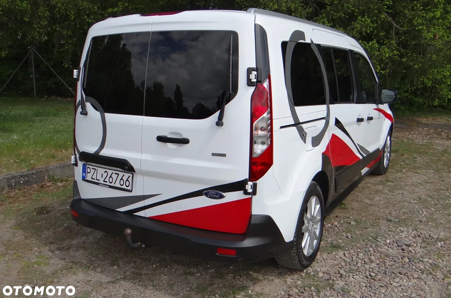 Ford Tourneo Connect 1.5 TDCi Start-Stop Titanium - 19