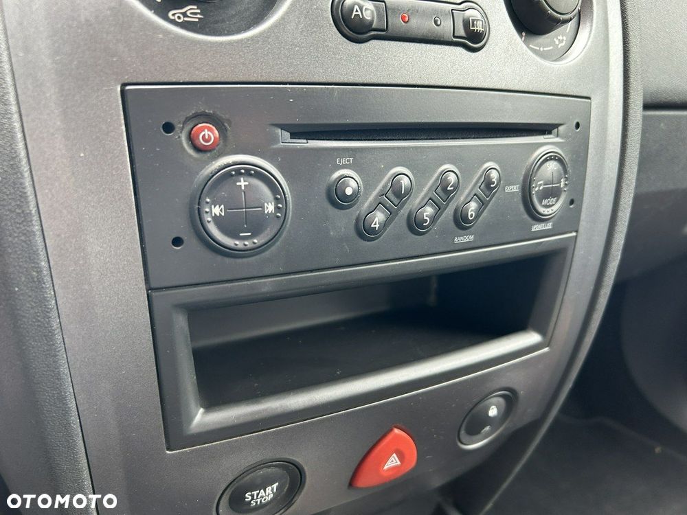 Renault Megane 1.6 Authentique - 15