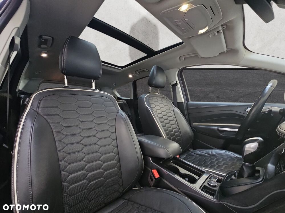 Ford Kuga - 23