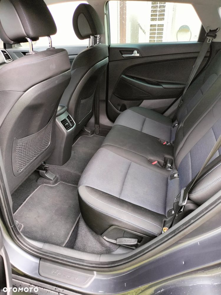 Hyundai Tucson 1.7 CRDI BlueDrive Classic 2WD - 14