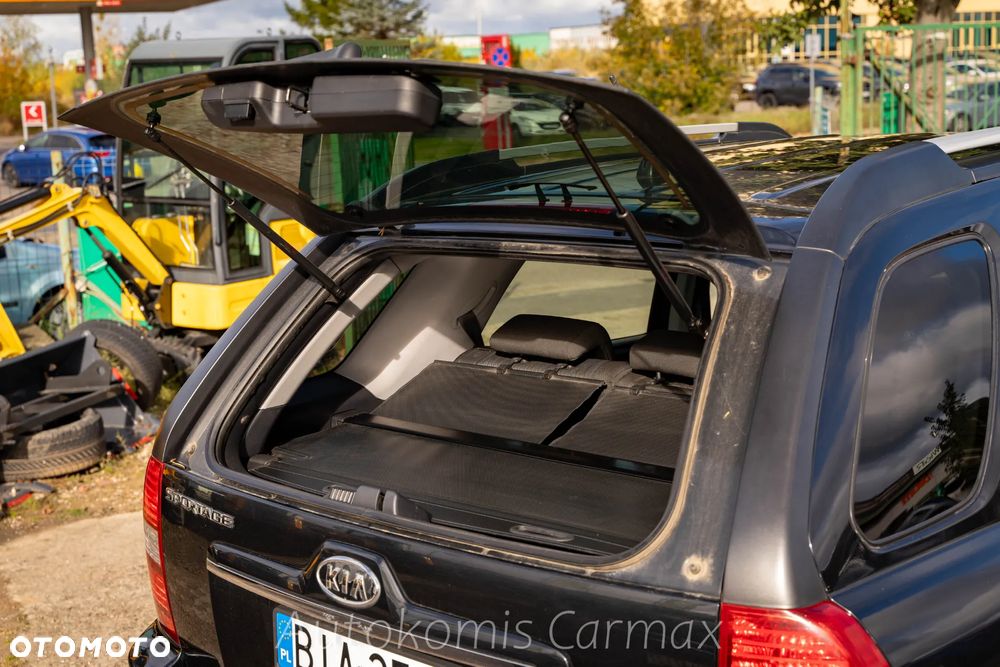 Kia Sportage 2.0 2WD LX - 23
