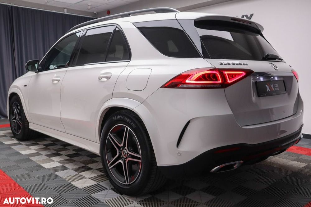 Mercedes-Benz GLE 350 de 4Matic 9G-TRONIC AMG Line - 16