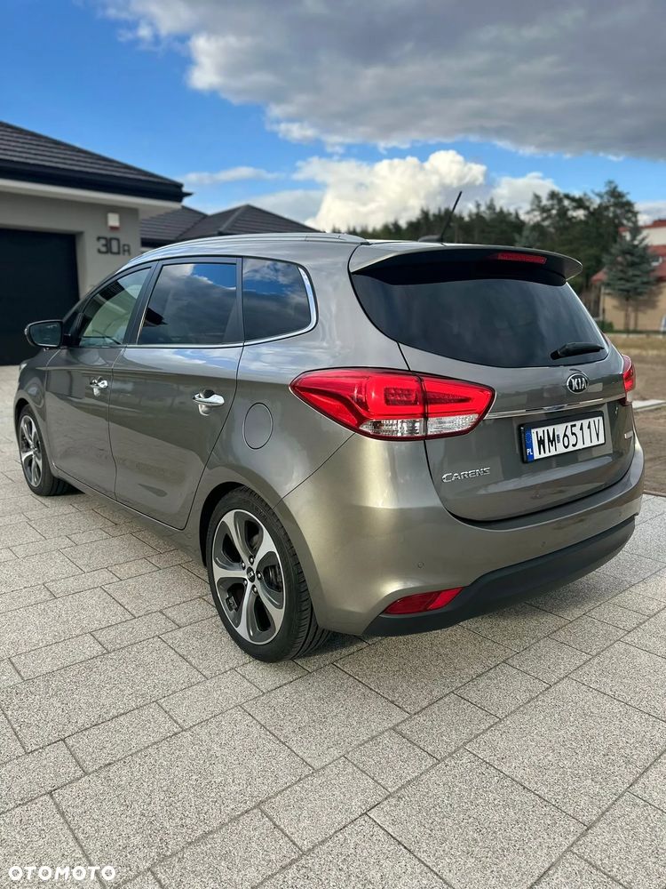 Kia Carens 2.0 GDI XL - 12