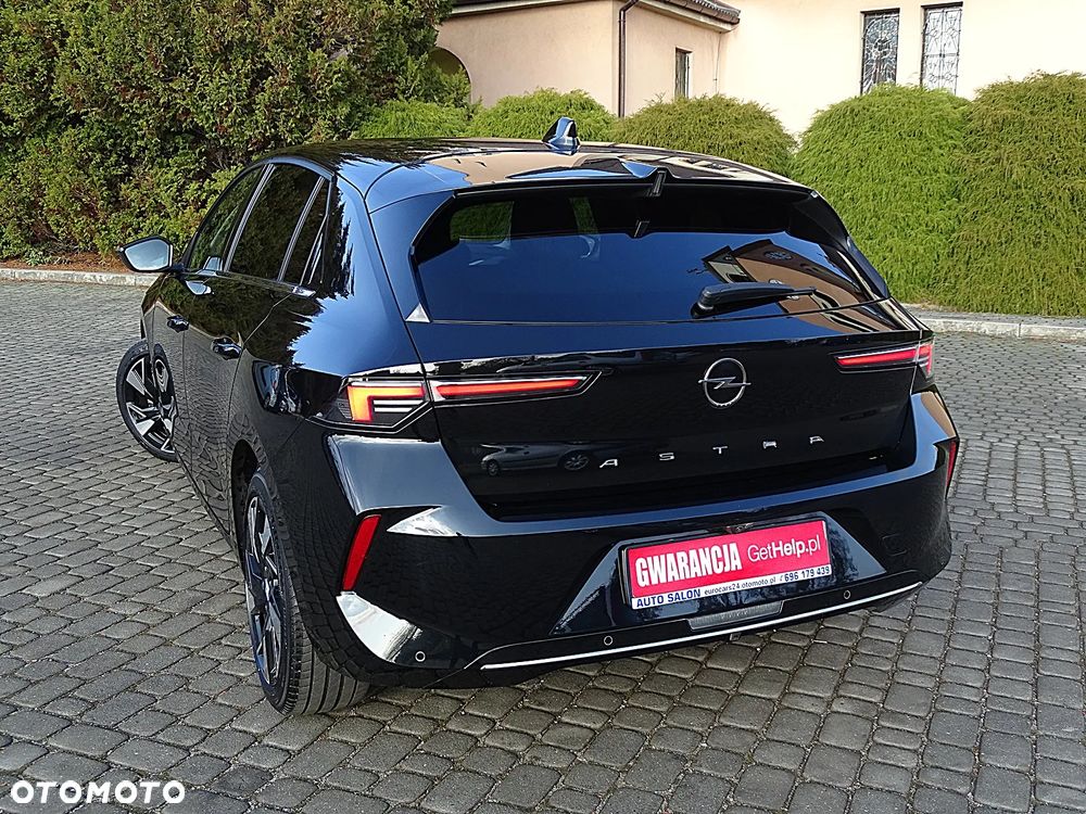 Opel Astra 1.2 Turbo GS - 21