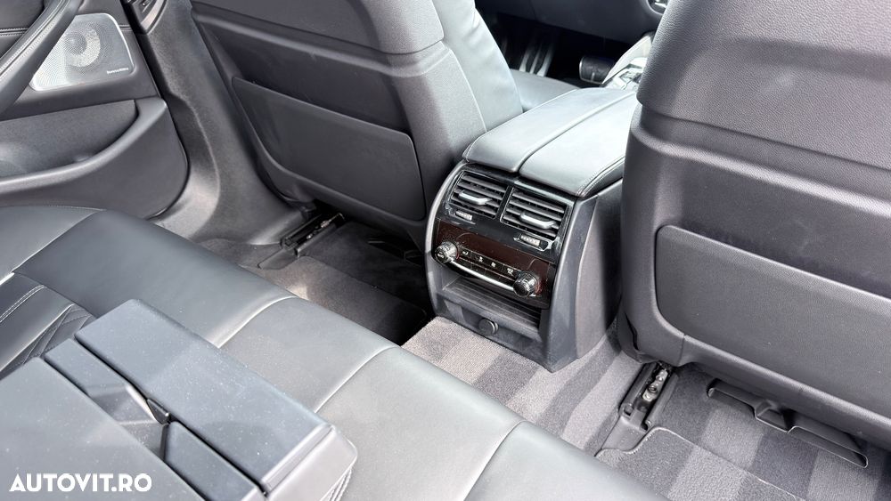 BMW M5 M550d xDrive AT - 29