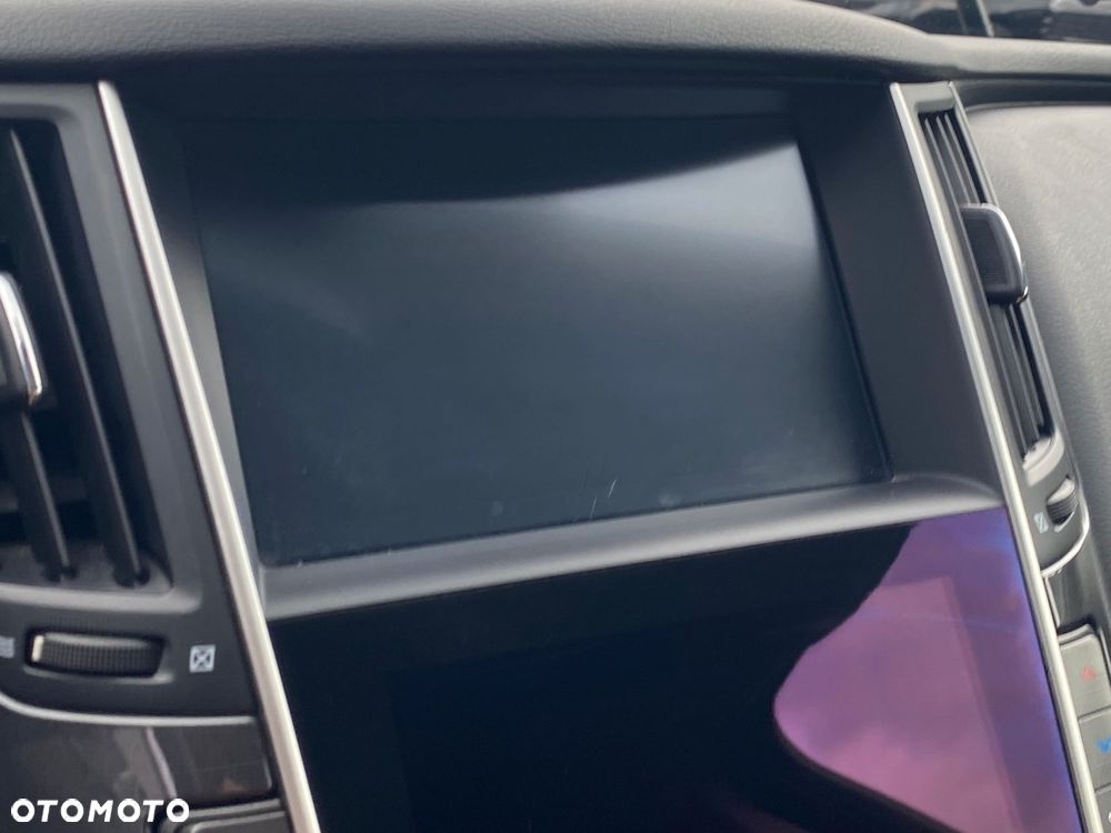 Infiniti Q50 2.2d - 18