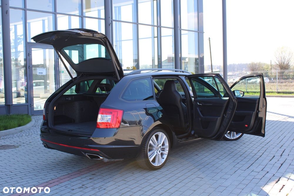 Skoda Octavia 2.0 TSI (Green tec) DSG RS - 17
