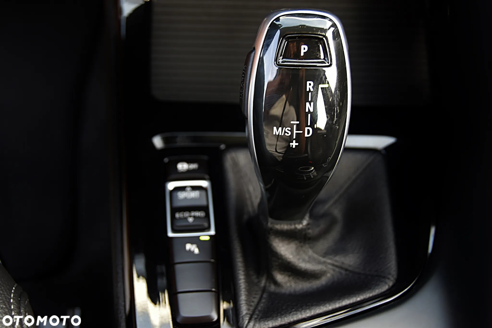 BMW X1 sDrive18i GPF xLine - 30
