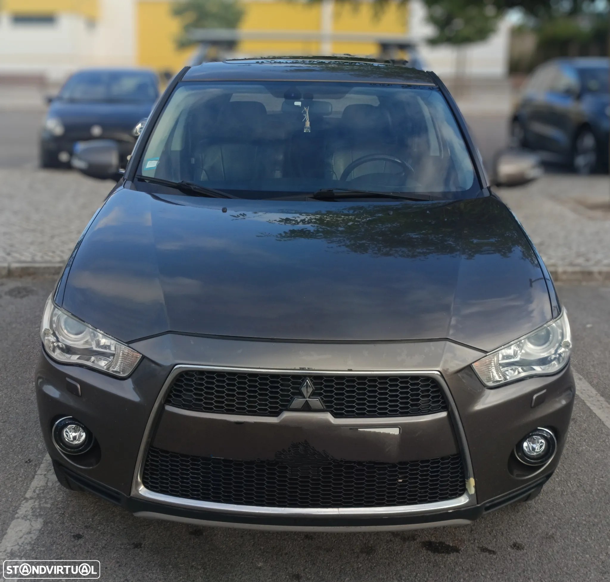 Mitsubishi Outlander 2.2 DI-D Instyle 2 Aut. 4WD - 2
