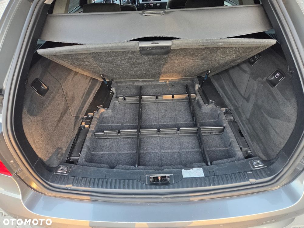BMW Seria 5 520d Edition Lifestyle - 31