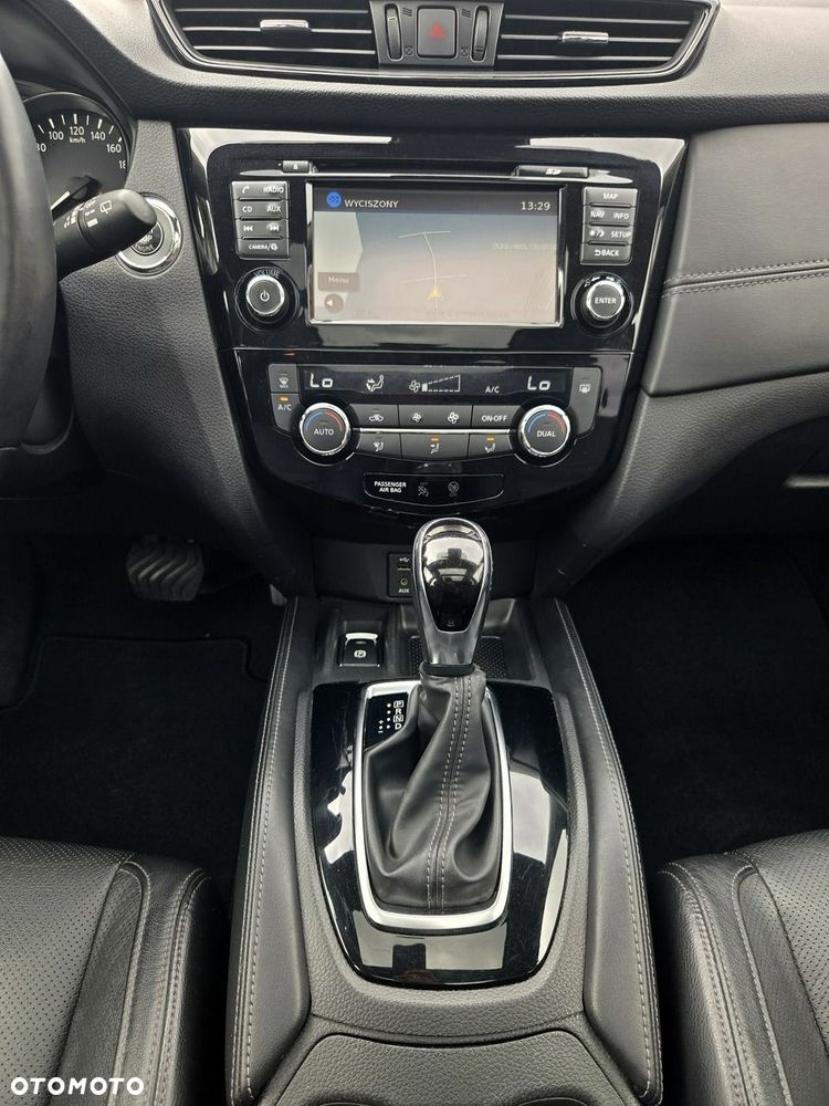 Nissan X-Trail 2.0 dCi Tekna 4WD Xtronic - 21