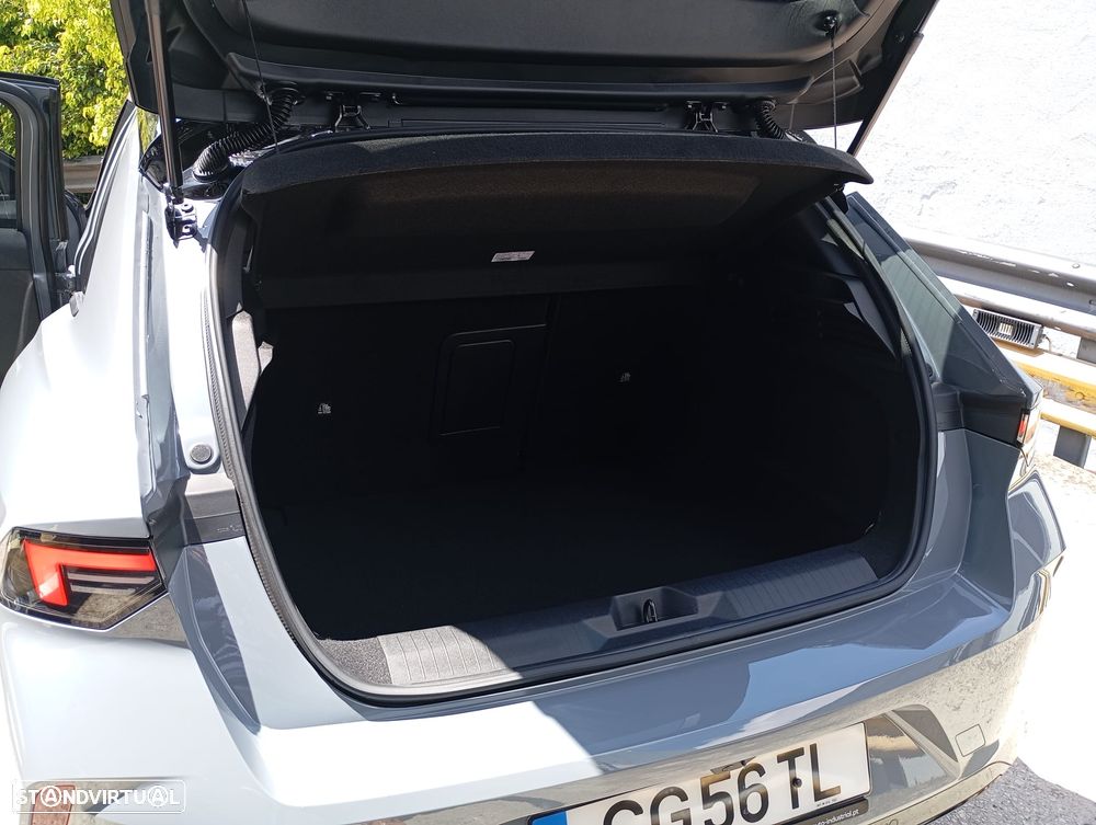 Opel Astra 1.2 T Hybrid GS eDCT - 12
