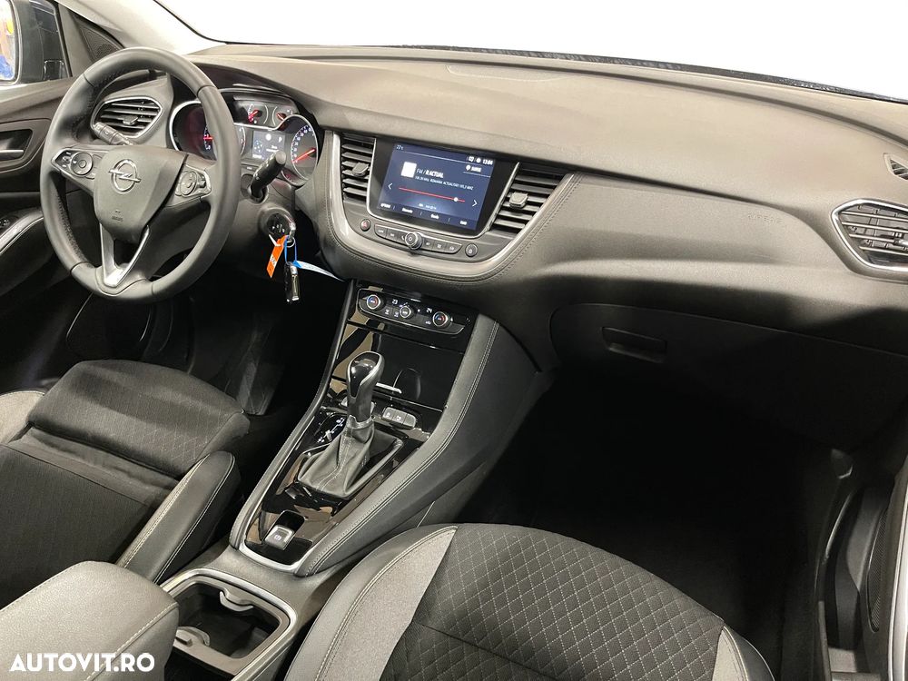 Opel Grandland X - 8