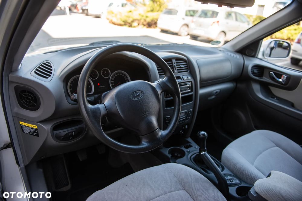 Hyundai Santa Fe 2.4 GLS 2WD - 19