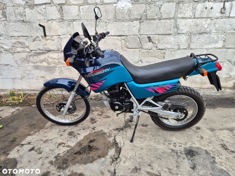 Honda NX - 11