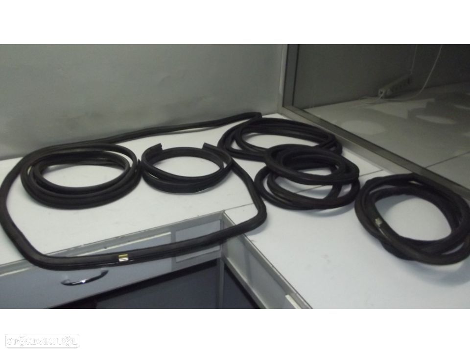 Bmw E-30 borrachas mala capot e portas - 1