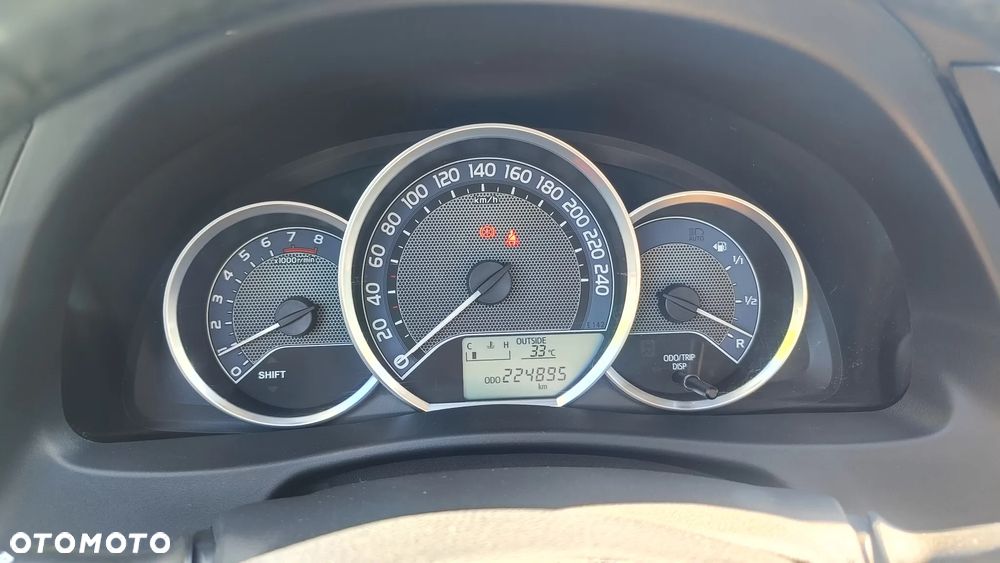 Toyota Auris 1.6 Valvematic Comfort - 28