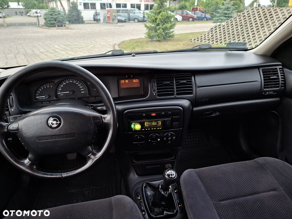 Opel Vectra - 5