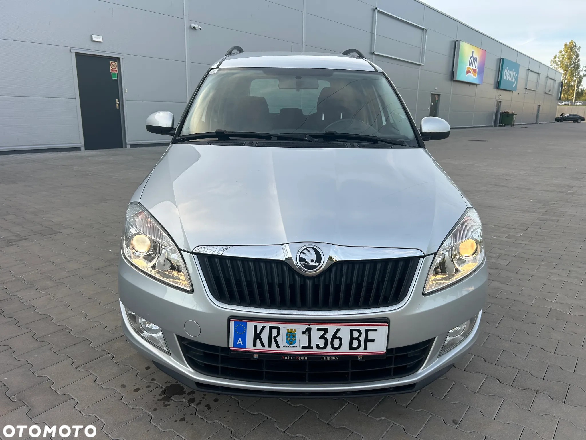 Skoda Roomster 1.2 TSI Style PLUS EDITION - 2