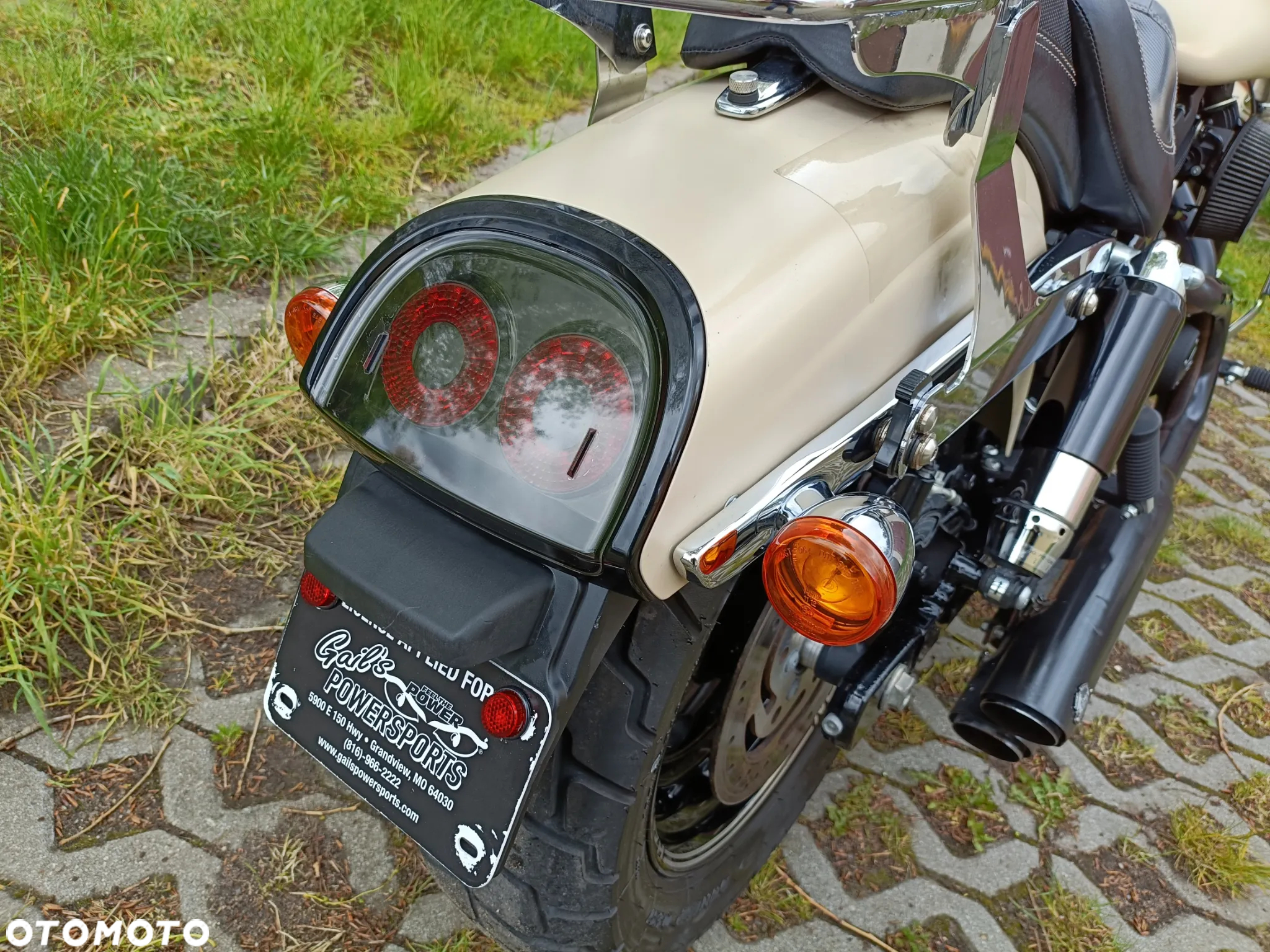 Harley-Davidson Dyna Fat Bob - 20