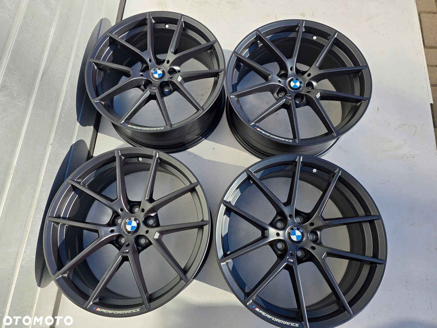 BMW G20 G21 G22 G26 G30 G31 M PERFORMANCE 5x112 19 IS27 - 1