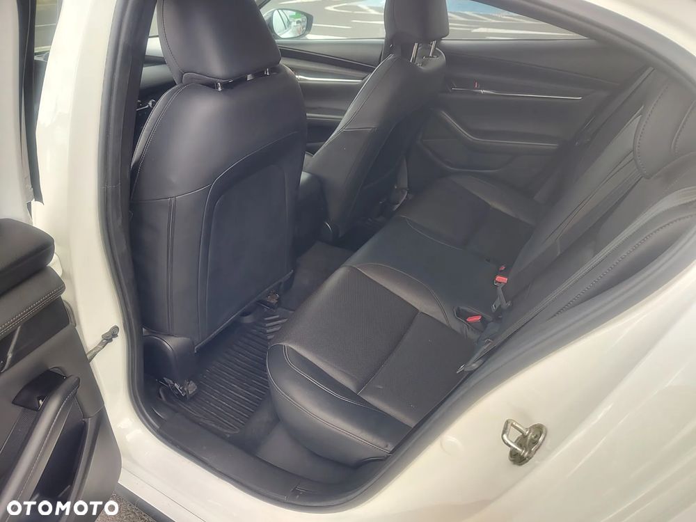 Mazda 3 - 15