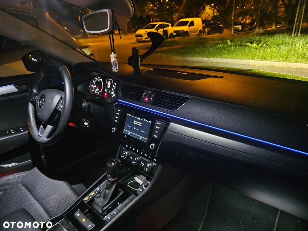 Skoda Superb 2.0 TSI DSG Ambition - 39