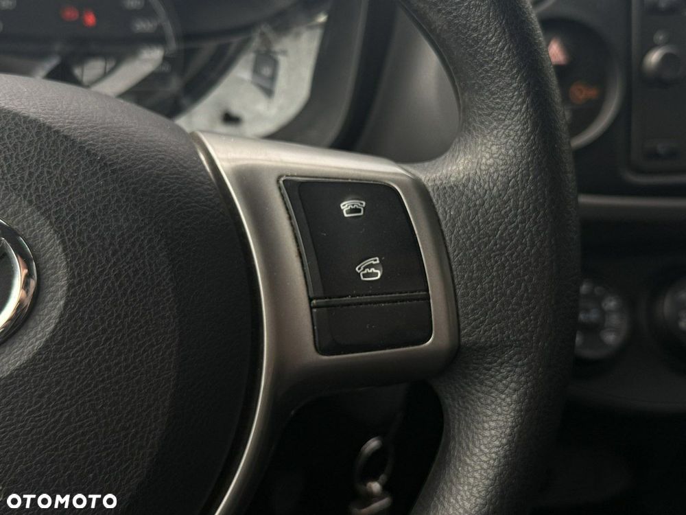 Toyota Yaris 1.5 Active - 11