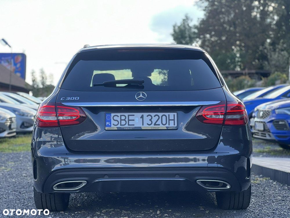 Mercedes-Benz Klasa C 300 T 9G-TRONIC Night Edition - 8