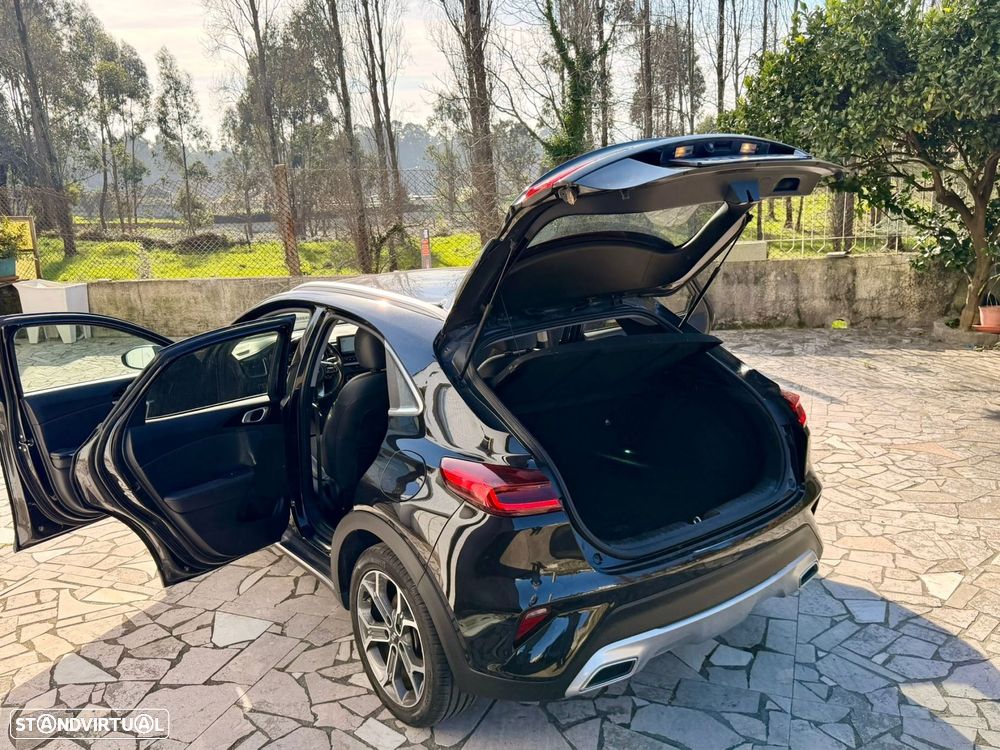 Kia XCeed - 44