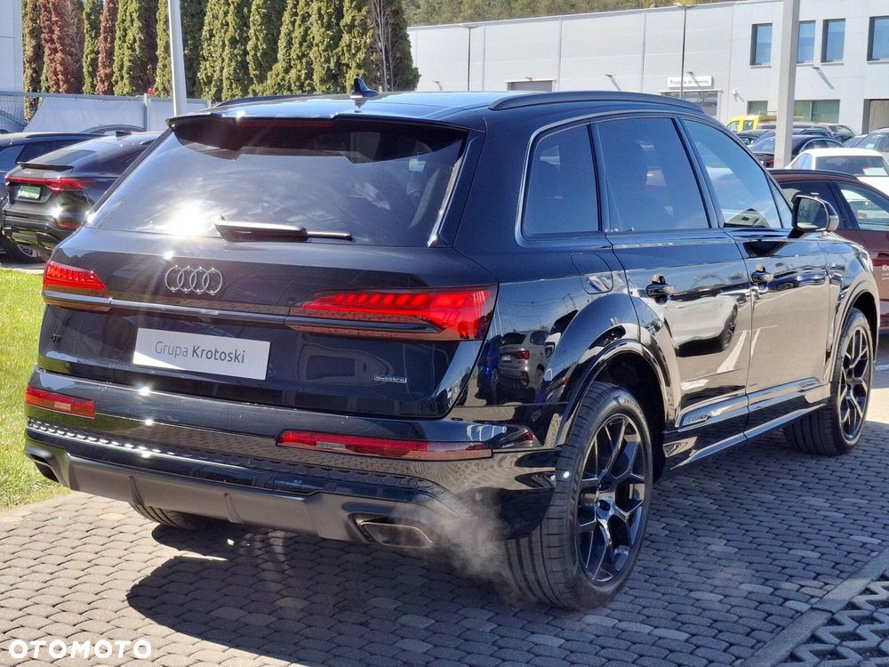 Audi Q7 - 7