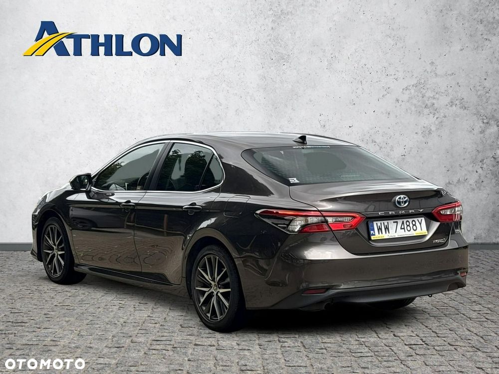 Toyota Camry 2.5 Hybrid Prestige CVT - 3