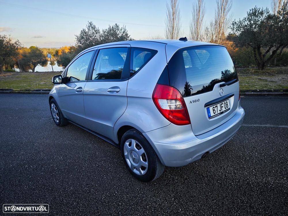 Mercedes-Benz A 160 Classic BlueEfficiency - 2