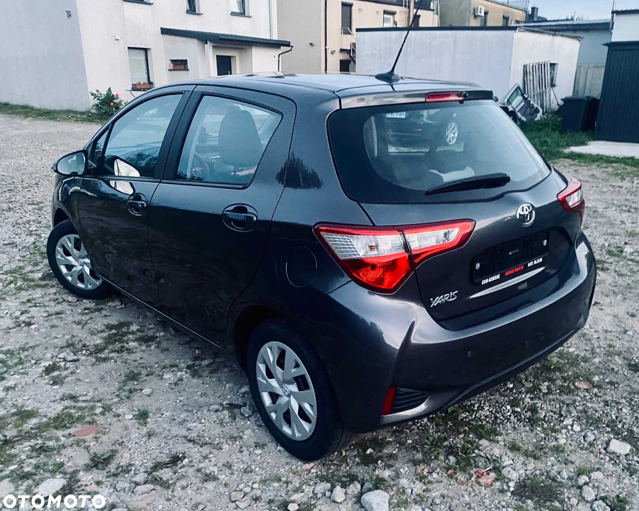 Toyota Yaris - 5
