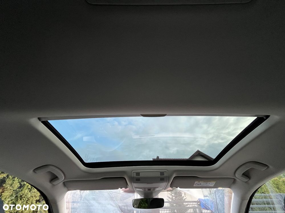 Volkswagen Passat - 13