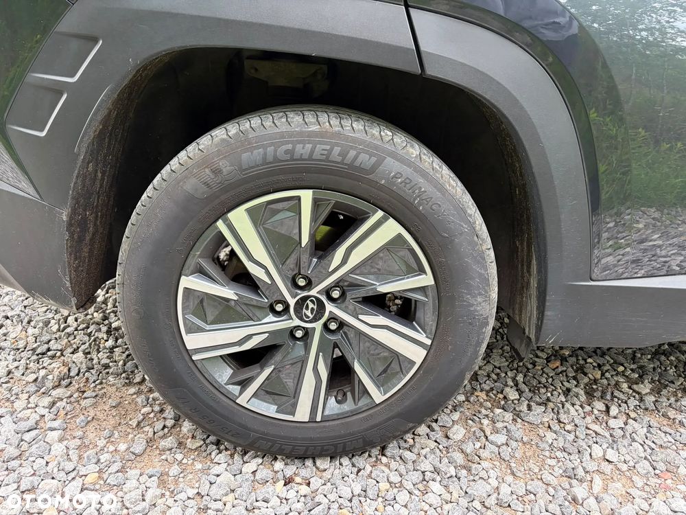 Hyundai Tucson 1.6 T-GDi HEV Executive 2WD - 26