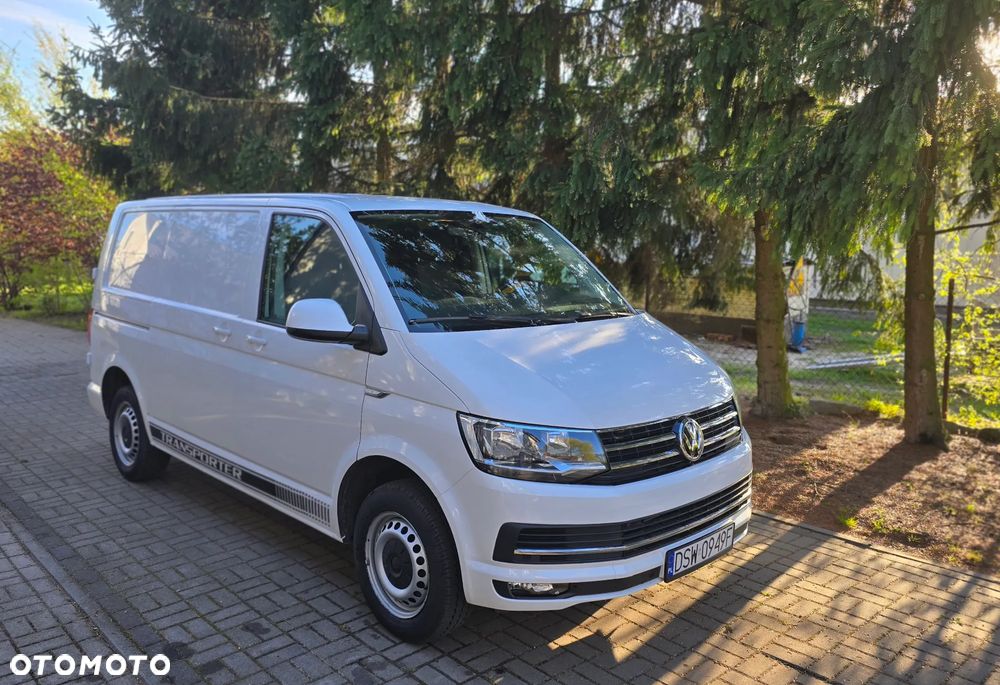 Volkswagen Transporter - 12