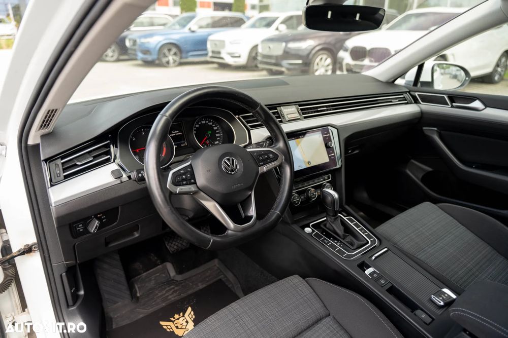 Volkswagen Passat 2.0 TDI DSG Comfortline - 12