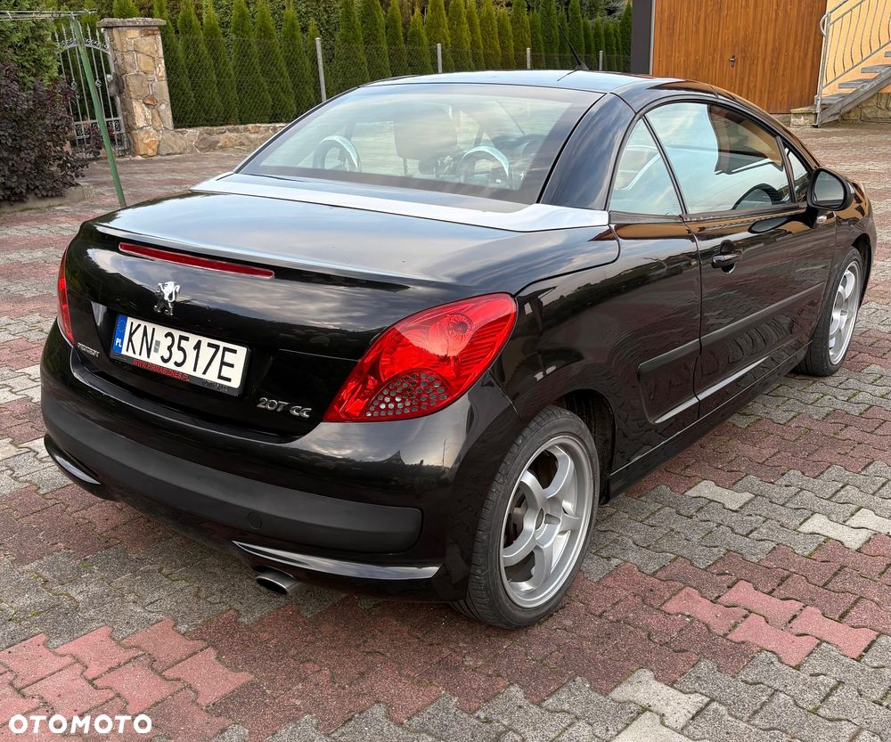 Peugeot 207 CC - 2