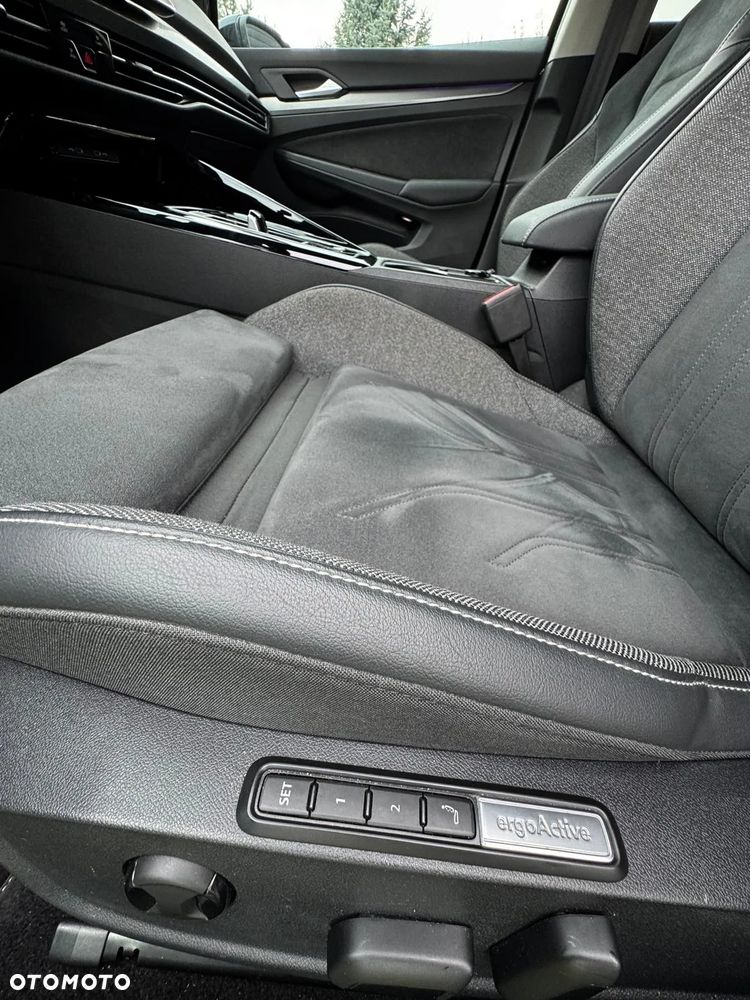 Volkswagen Golf - 9
