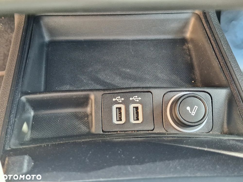 Ford Mondeo - 18