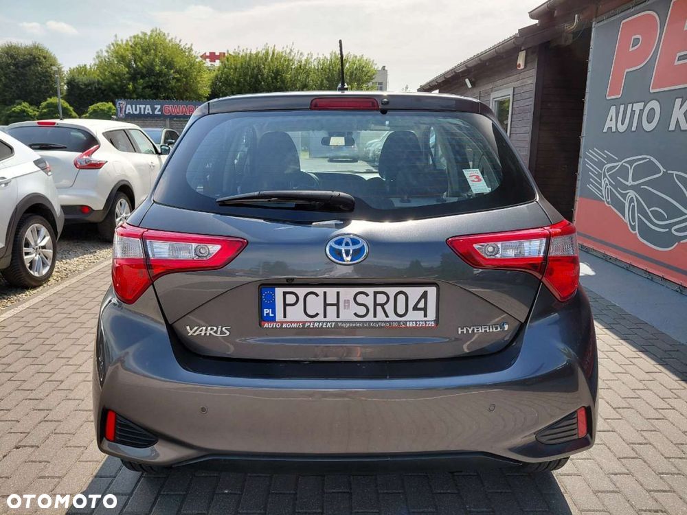 Toyota Yaris - 7