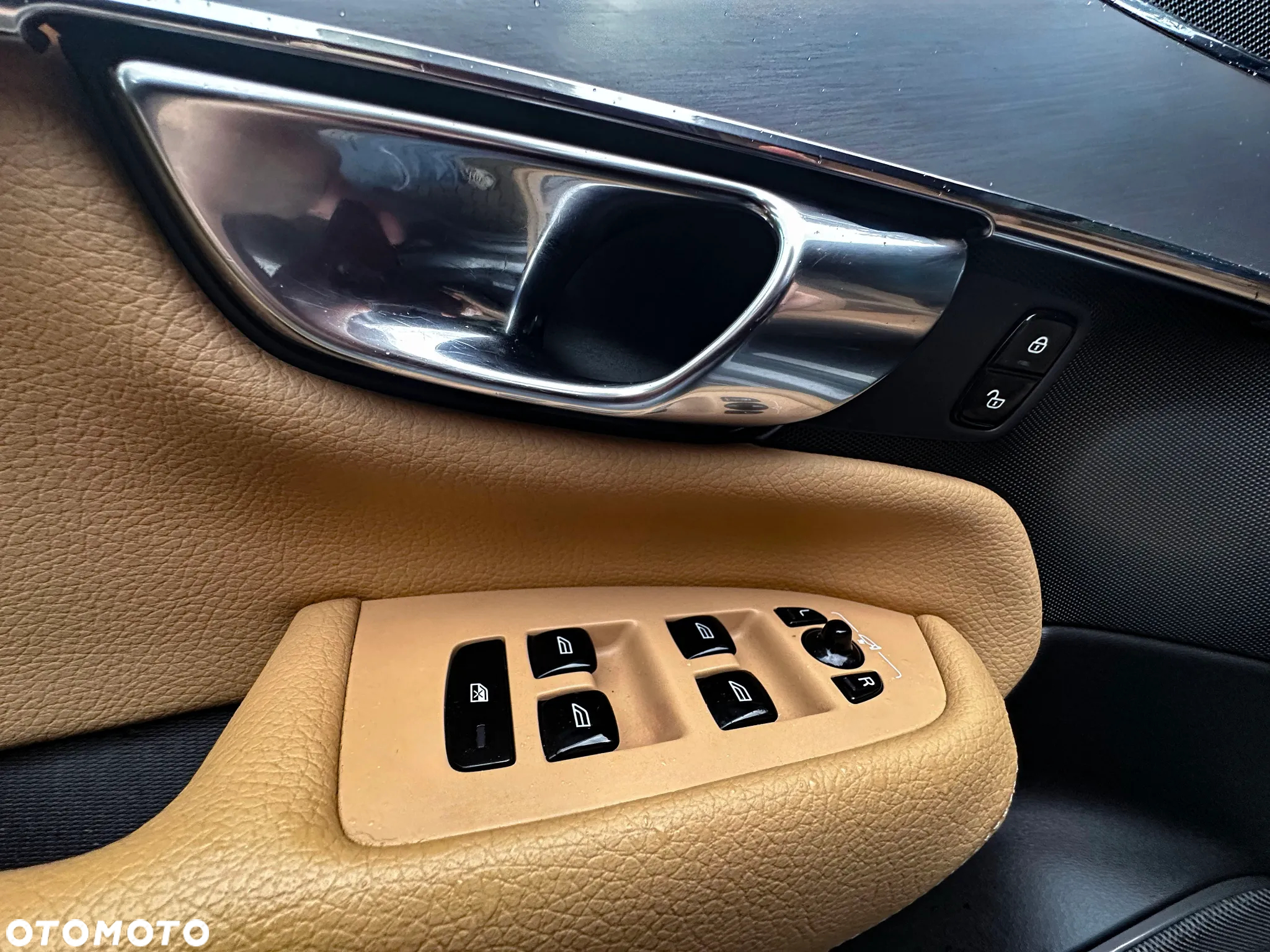 Volvo XC 90 D5 AWD Momentum 7os - 18