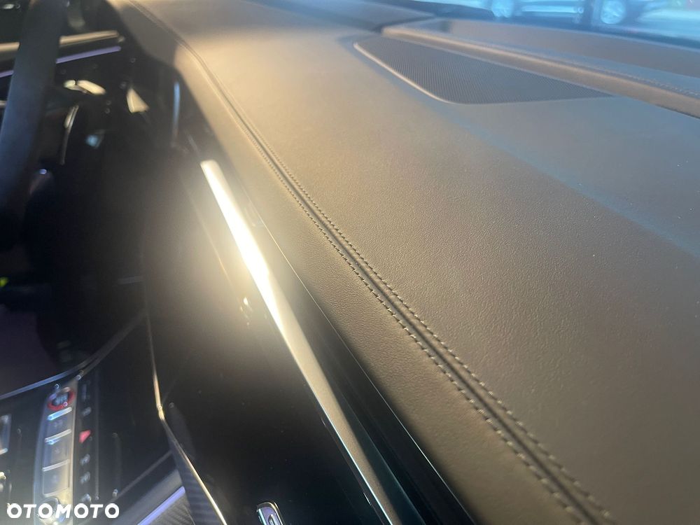 Audi RS Q8 TFSI quattro tiptronic - 27