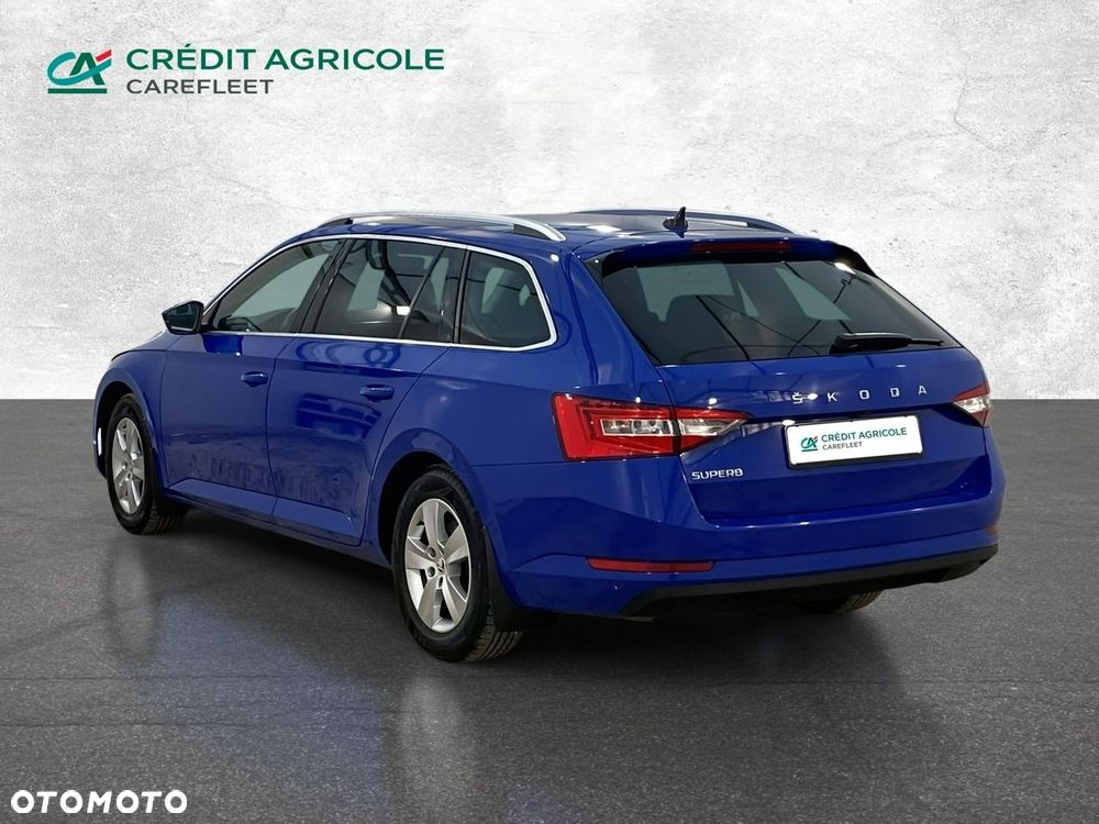 Skoda Superb 2.0 TDI SCR Ambition DSG - 8