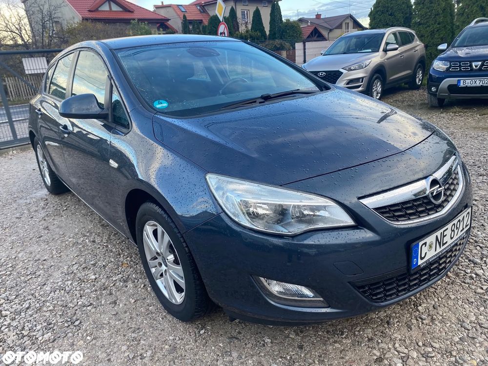 Opel Astra 1.4 Turbo Design Edition - 8