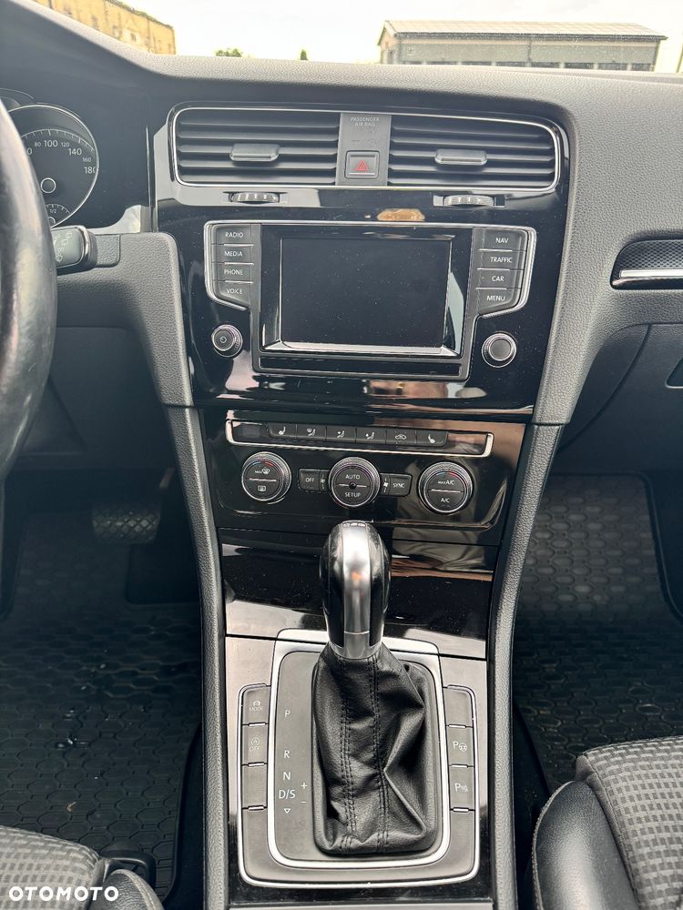 Volkswagen Golf VII 2.0 TDI BMT Highline DSG - 12