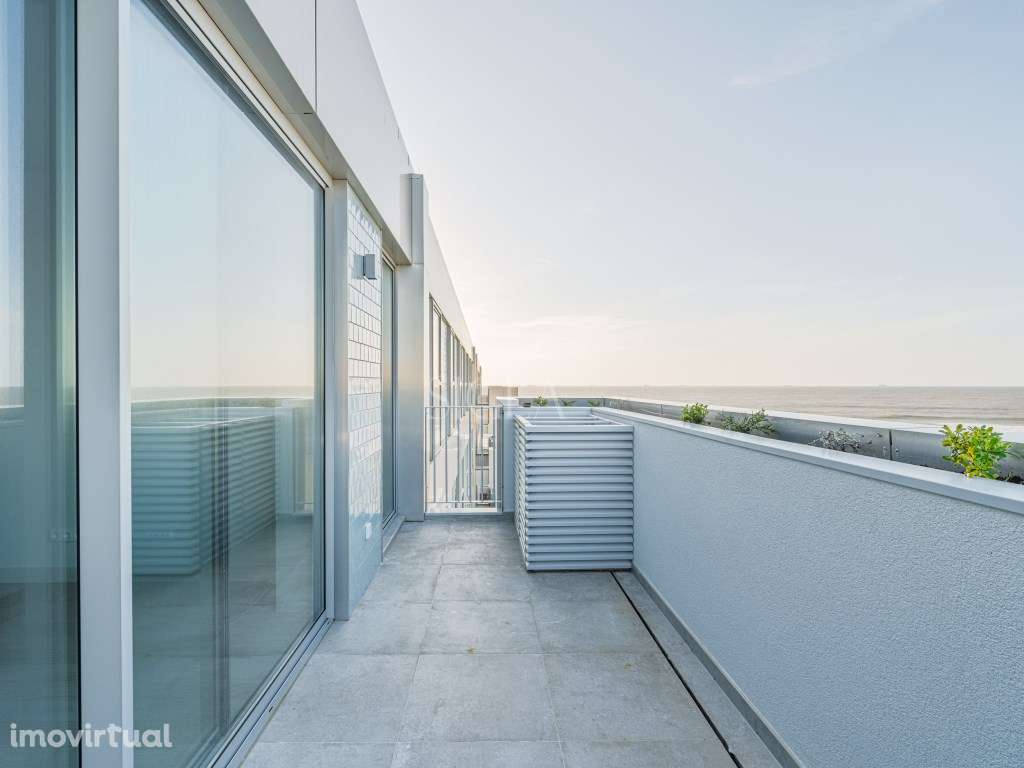 T1 em Primeira Linha de Mar - Grande imagem: 2/13